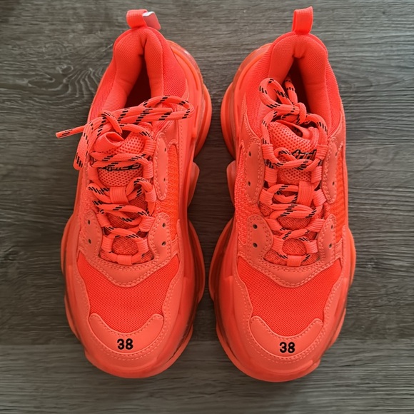 BALENCIAGA Triple S sneakers - Picture 2 of 6